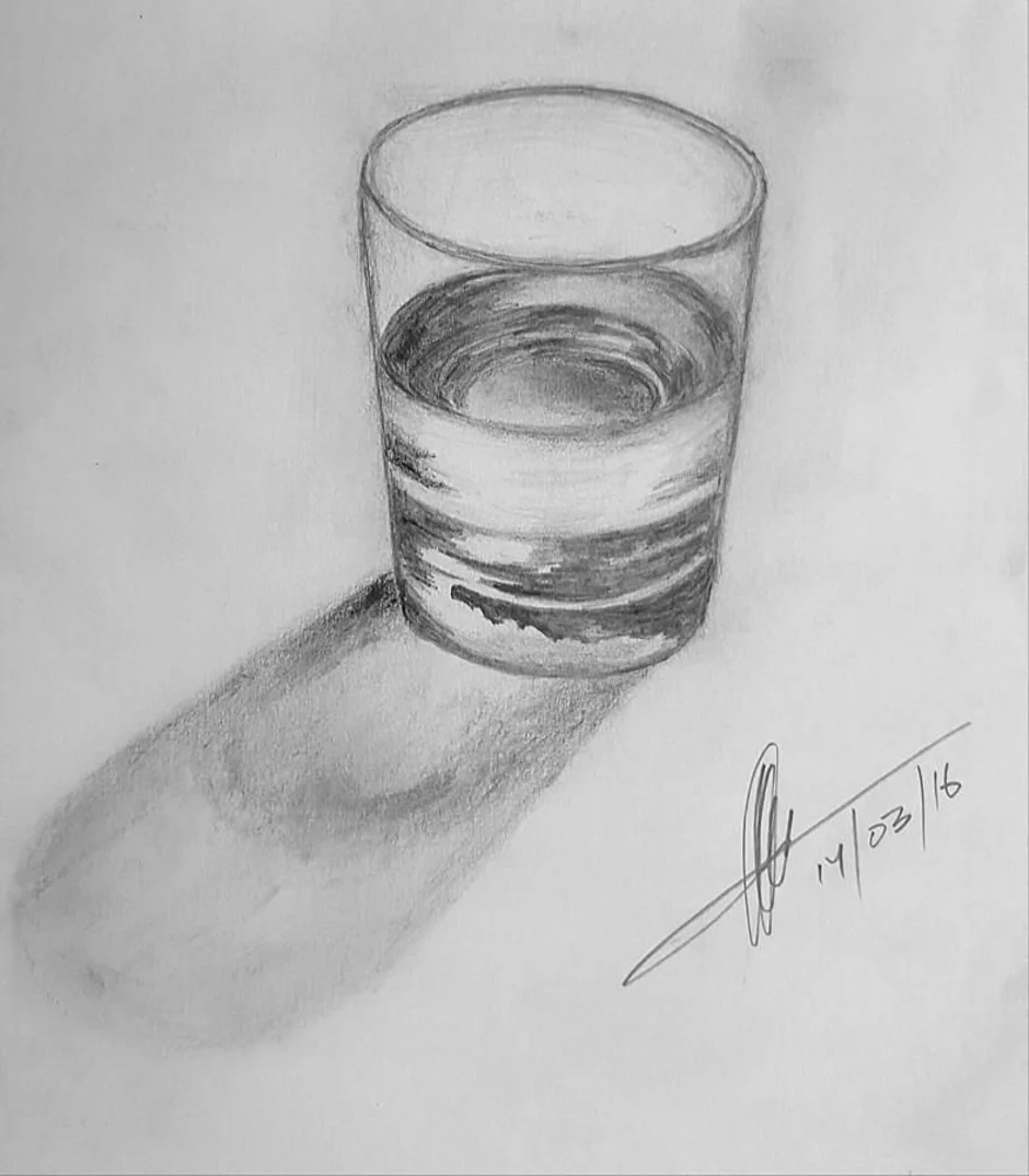 Стакан воды карандашом. Стеклянный стакан карандашом. Стакан с водой рисунок карандашом. Стакан с карандашами. Эскиз стакана.