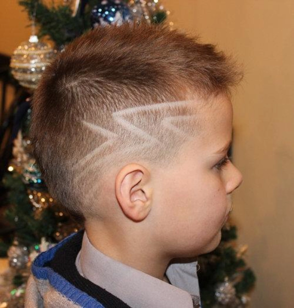 Векторная иллюстрация дизайна волос молодого мальчика | Премиум Фото